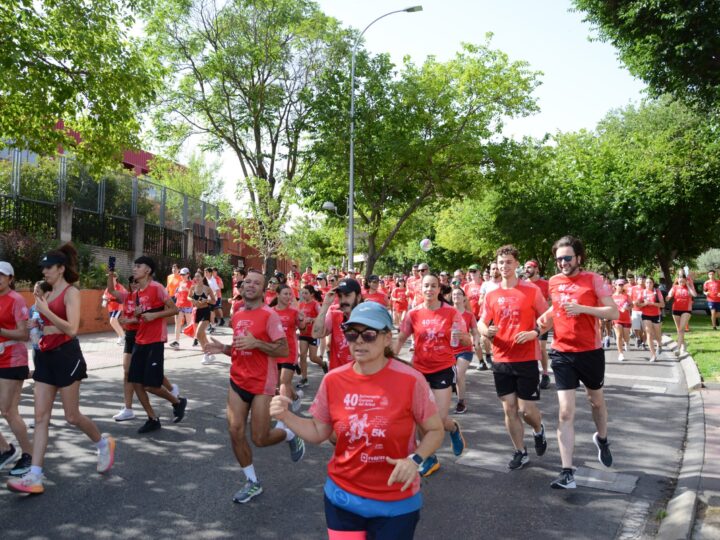 Las oficinas de Redpiso y Dcredit Vallecas patrocinan la 40.ª Carrera del Árbol