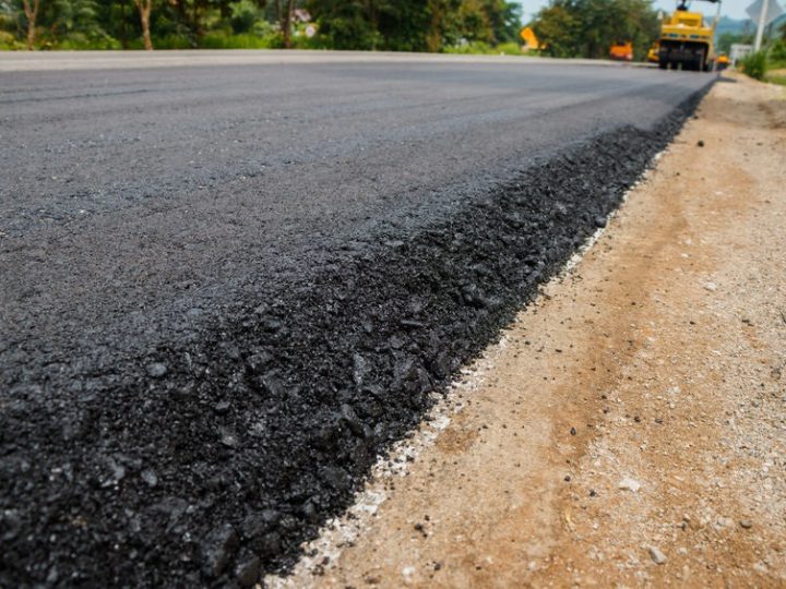 Comienza el plan de asfaltado en las carreteras en Arganda