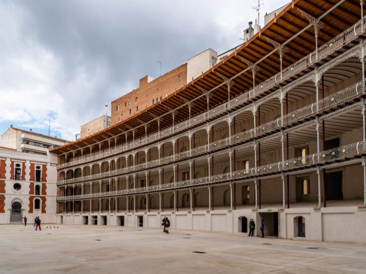 Frontón Beti-Jai
