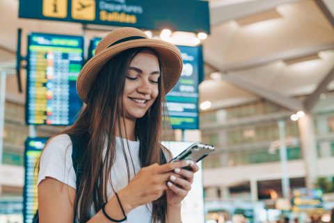 Cómo funciona el roaming y cómo usar tu móvil fuera de España
