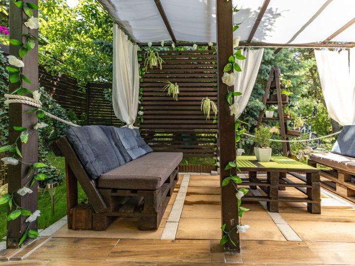 El verano aprieta… y tu patio puede ser tu mejor refugio