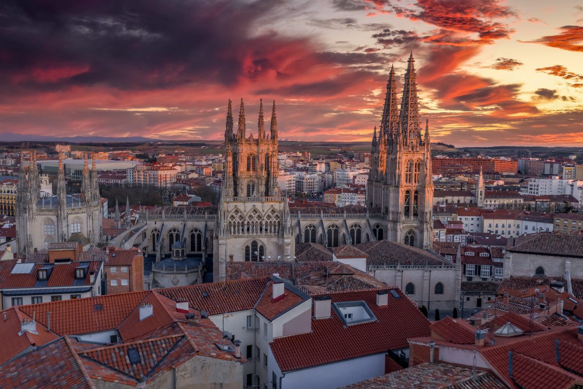 Las 5 catedrales más altas de España: Zaragoza, Toledo, Murcia, Sevilla y Salamanca