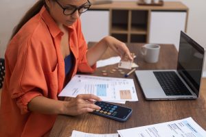 Cómo hacer tu presupuesto mantenimiento del hogar