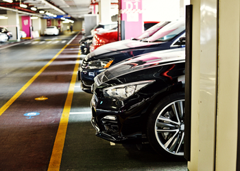 Banner de ALQUILER DE PLAZA DE GARAJE EN CHAMBERÍ