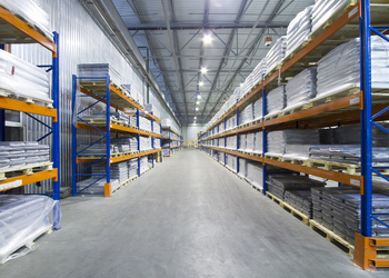 Banner de ALQUILER DE NAVES EN VILLAVERDE ROSALES