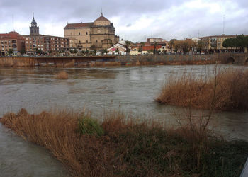 Banner de ALQUILER DE PISOS EN TALAVERA