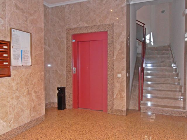 red piso valderribas piso en venta en vic 225 lvaro ambroz centro valdebernardo red piso valderribas piso en venta en vic 225 lvaro ambroz centro valdebernardo