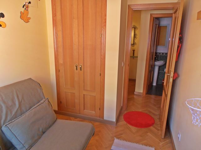 red piso valderribas piso en venta en vic 225 lvaro ambroz centro valdebernardo red piso valderribas piso en venta en vic 225 lvaro ambroz centro valdebernardo