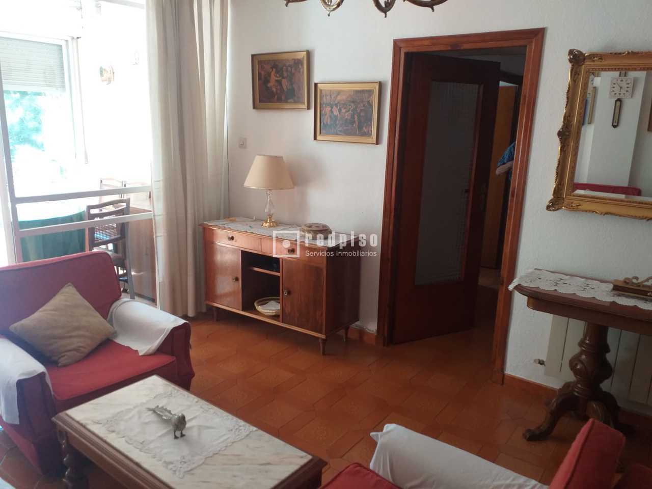 Piso en venta en CALLE ILLESCAS, Aluche, Latina, Madrid, Madrid