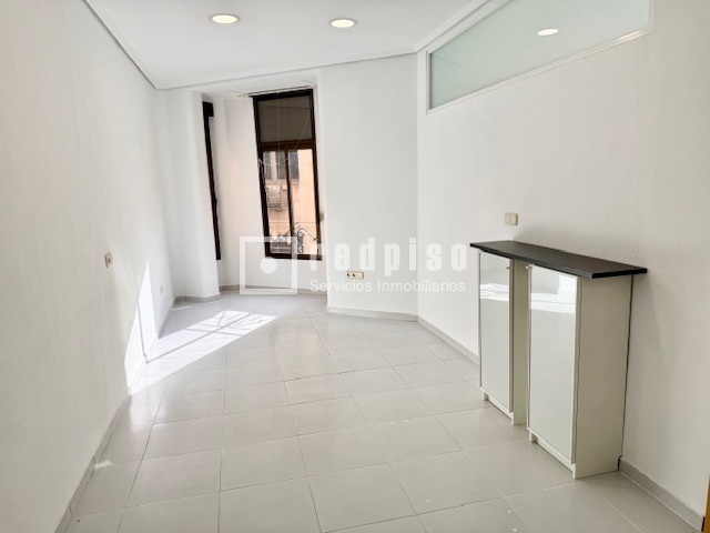 Piso en alquiler  Castelló de la Plana, Castellón de la Plana  4/21