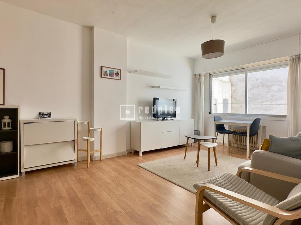 Piso en venta en  calle VALVERDE, Madrid  8/17