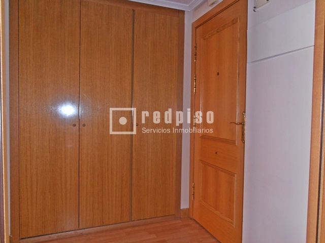 red piso valderribas piso en alquiler en vic 225 lvaro ambroz centro valdebernardo red piso valderribas piso en alquiler en vic 225 lvaro ambroz centro valdebernardo