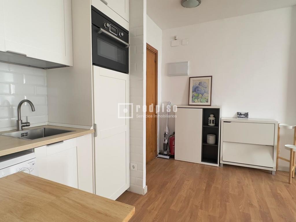 Piso en venta en  calle VALVERDE, Madrid  3/17