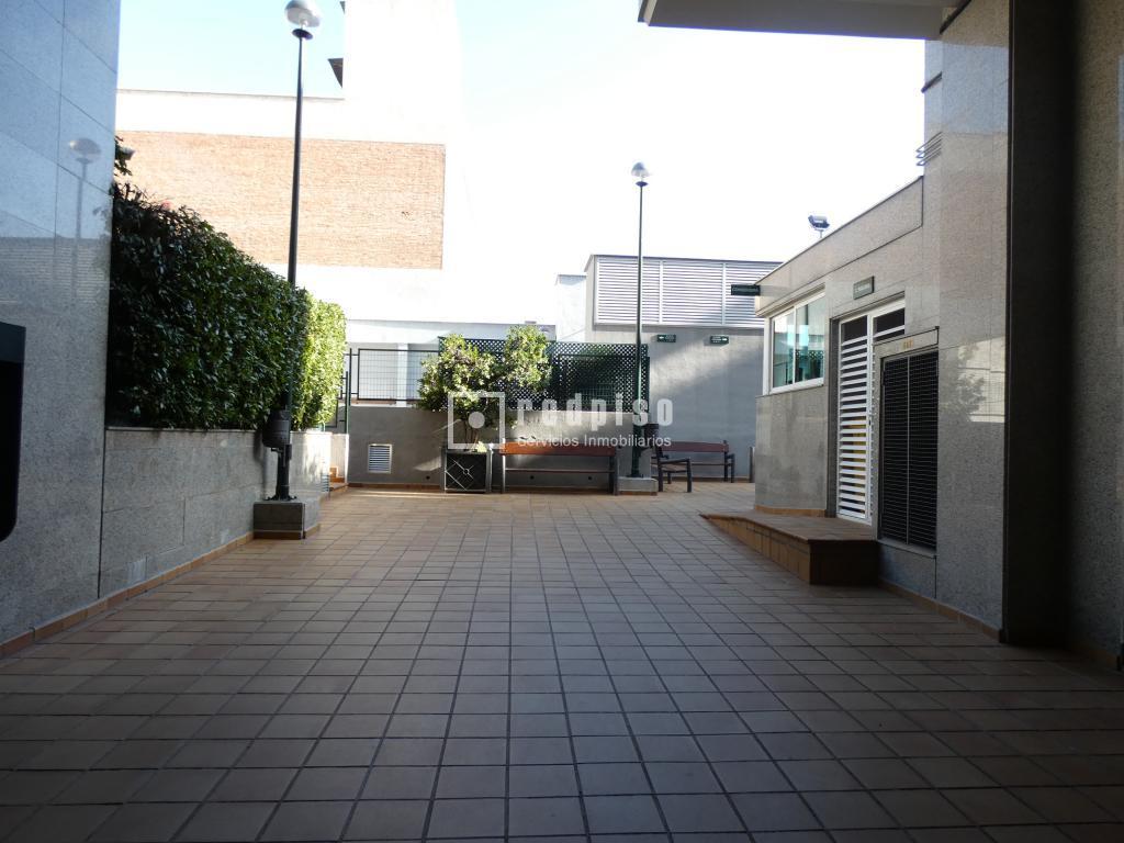 Piso en alquiler en CALLE RUFINO BLANCO, Fuente del Berro, Salamanca