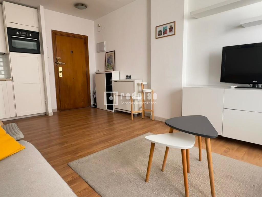 Piso en venta en  calle VALVERDE, Madrid  6/17