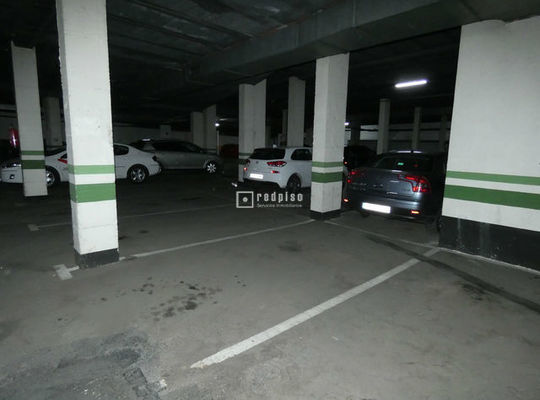 Plaza de Garaje en venta en CALLE MEJICO, Valleaguado La Cañada